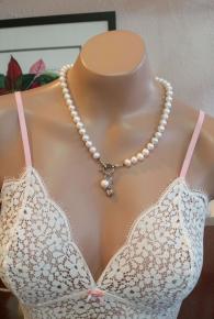 Front Closure White Pearl Necklace With Heart and Shell Charm